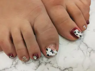 ネイル はばすみれ🎀ﾈｲﾙ 光ﾌｪｲｼｬﾙ ﾍｱのネイルデザイン