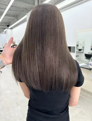 ロング カラー 新美 蓮のヘアスタイル