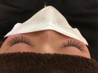 マツエク・マツパ Lana. *・eye&browのマツエク・マツパデザイン
