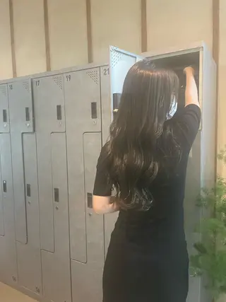 ロング カラー Door所属・高橋 りかのヘアスタイル