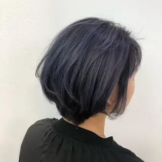 ショート カラー 渡邊 唯のヘアスタイル