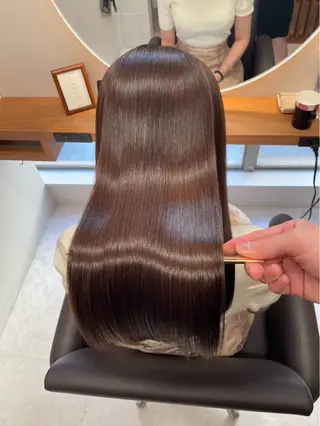 セミロング 小倉 結衣のヘアスタイル