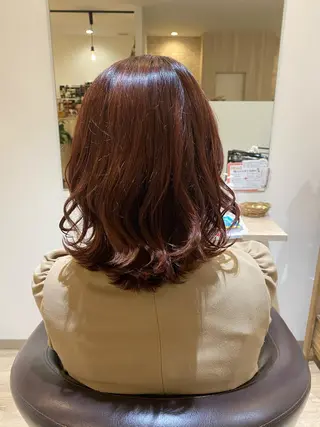 ミディアム カラー 濱田 みくのヘアスタイル