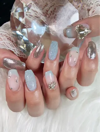 ネイル Kanako 💫のネイルデザイン