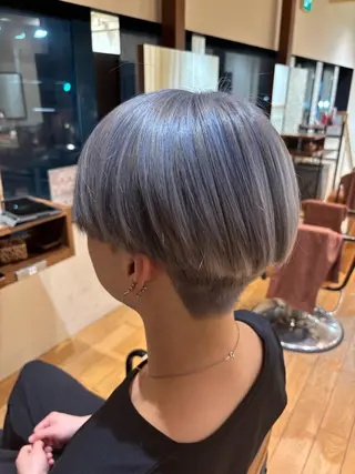 カラー メンズ おもだか　がく /横須賀中央のヘアスタイル