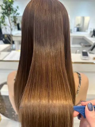 ロング Emuest心斎橋 SAKIのヘアスタイル