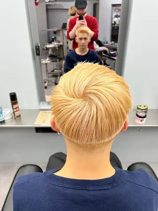 ショート カラー メンズ 池袋メンズパーマ フェード純平のヘアスタイル