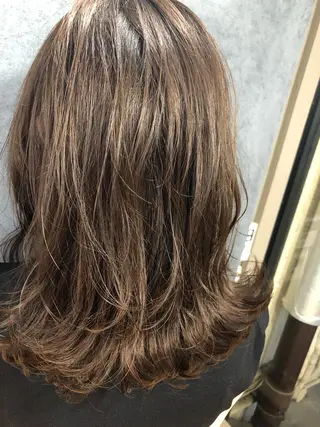 セミロング カラー パーマ ヘアアレンジ メンズ キッズ ネイル マツエク・マツパ 透明感カラー🤎 ゆりのヘアスタイル