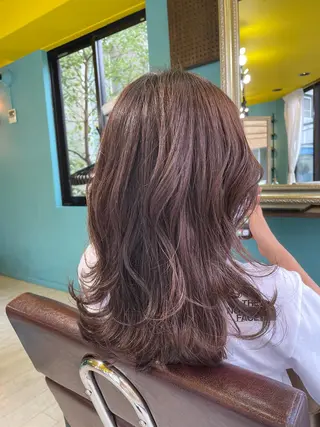 セミロング 末石 智のヘアスタイル