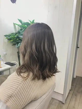 ミディアム ネモトメイナ🌿 今月末で退職しますのヘアスタイル