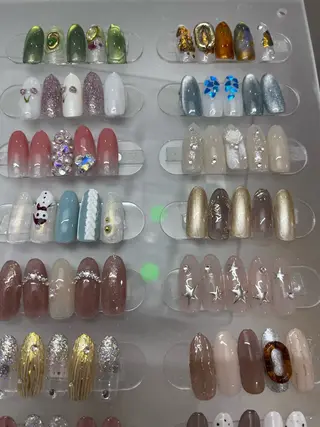 ネイル MoonNail ユリ🌸のネイルデザイン