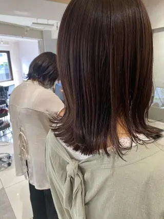 ミディアム 顔周りの垢抜けヘア 立山愛梨のヘアスタイル