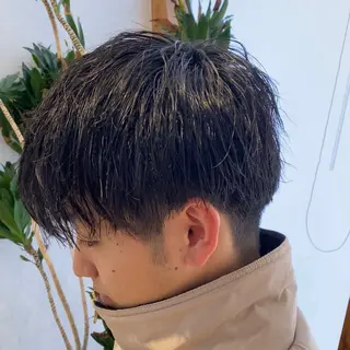 ショート メンズ ナツハラ サトシのヘアスタイル