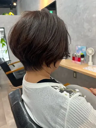 ショート 小山洋次/阪急茨木/ 透明感カラーショートのヘアスタイル