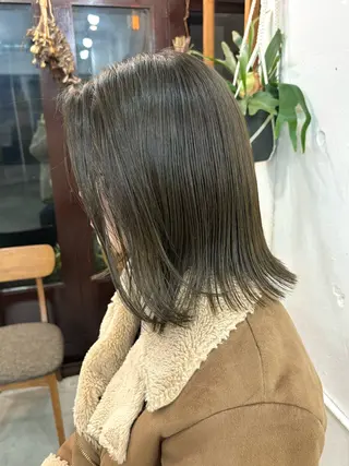 ミディアム カラー ayano🫧 《CIEN》のヘアスタイル