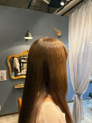 ロング カラー RoimU+e 小林のヘアスタイル