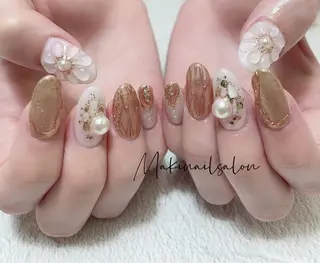 ネイル マキ ネイルサロンのネイルデザイン