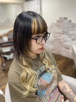 カラー ロング Reflet 新宿/プルエクステのヘアスタイル