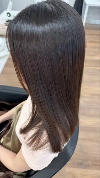 セミロング 三浦 花音のヘアスタイル