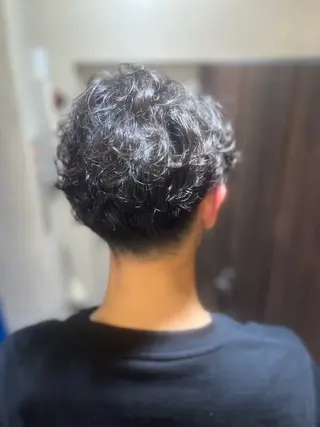 パーマ メンズ 🐈‍⬛多系統🕶 tsubura🖤のヘアスタイル