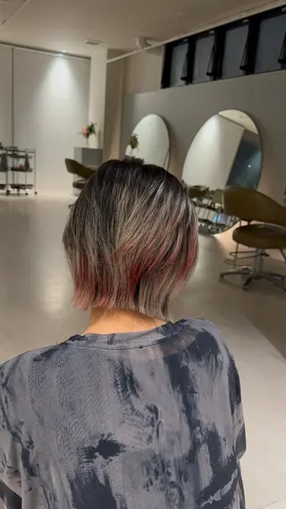 ショート 🫧ペール系カラー /デザイン秀喜🫧のヘアスタイル