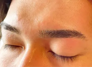 アイブロウ y. salonのマツエク・マツパデザイン