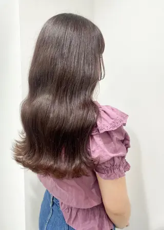 セミロング カラー tomomi /レイヤーカットのヘアスタイル