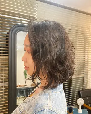 ミディアム パーマ ショート、ボブ💚 レイヤー/井上翔のヘアスタイル