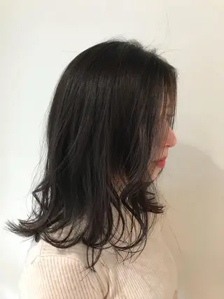 ミディアム 鈴木 まりやのヘアスタイル