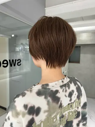 ショート カラー にった みずきのヘアスタイル