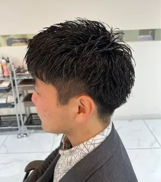 ショート メンズ GRANDEUR 佐塚のヘアスタイル