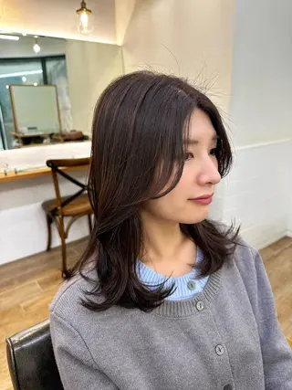 ミディアム カラー パーマ ヘアアレンジ メンズ キッズ レイヤーカット 🌿透け感カラーのヘアスタイル