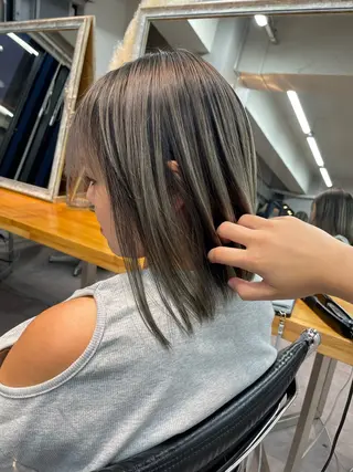 ミディアム カラー ショートカットモデル 🧃Shionのヘアスタイル