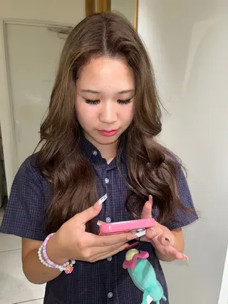 カラー 横井 優奈のヘアスタイル