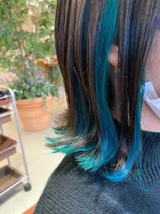 ショート カラー 齋藤 みさきのヘアスタイル