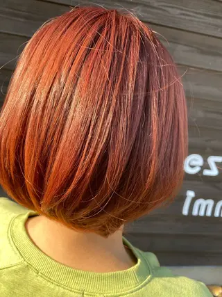 ショート カラー 森 麻衣葉のヘアスタイル