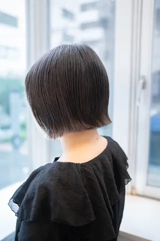 ショート カラー Lazo/ 原弥和子のヘアスタイル