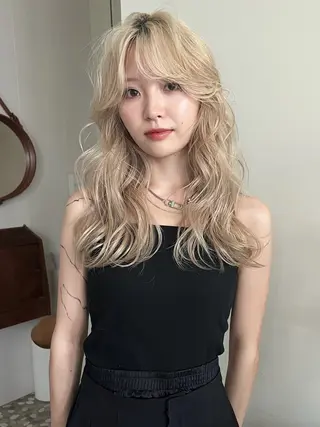 セミロング カラー 小林 美咲のヘアスタイル