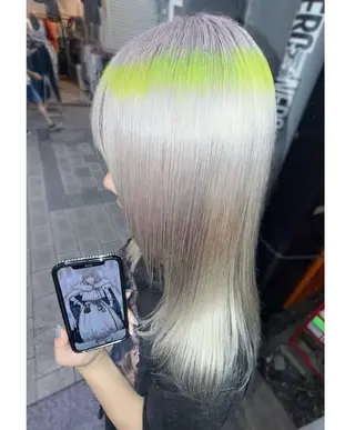 ミディアム カラー GARU-ガル-所属・TSUNO🦖 派手髪/オタク美容師のヘアスタイル