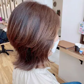 ミディアム カラー 大野 まゆのヘアスタイル