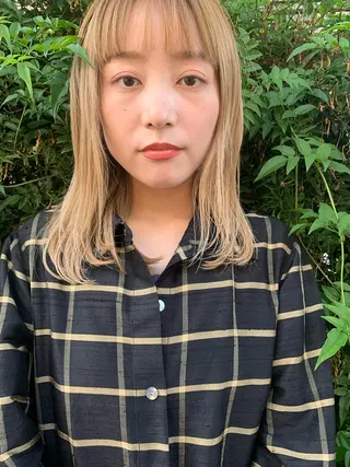 セミロング カラー ショート/ウルフ ハイトーン/カイセイのヘアスタイル