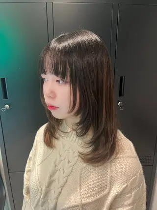 ミディアム Rena🦄顔まわり カット🤍✂️のヘアスタイル