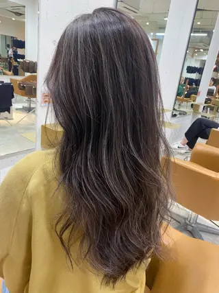 ロング COCONA/ORO モデル様募集中のヘアスタイル