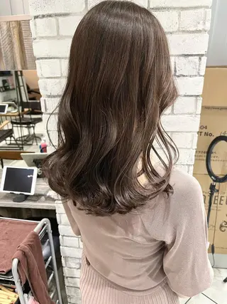 セミロング 🌈外国風ハイライト こうたろうのヘアスタイル