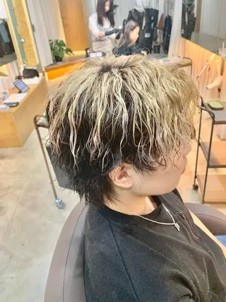 ショート パーマ メンズ 【扱いやすいパーマ】 眞鍋拓己のヘアスタイル