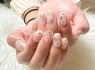 ネイル KARI ネイルサロンのネイルデザイン