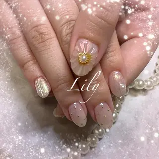 ネイル Lily*nail 🌻Mii🌻のネイルデザイン