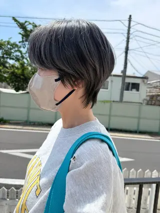 ショート カラー キノシタ マユのヘアスタイル