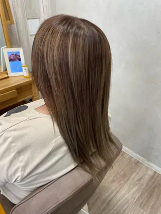 ロング 鈴木 麗のヘアスタイル