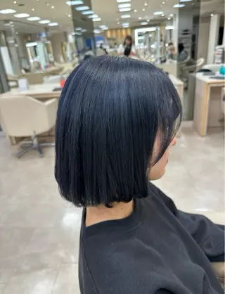 ショート カラー 艶髪 黄金比みくのヘアスタイル